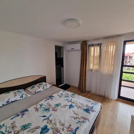 Casa Georgian Guest house *
