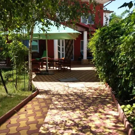 Casa Georgian كوستِنيست